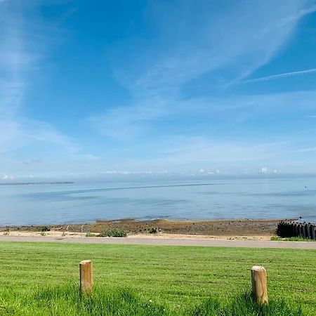 Brand New, Stunning Beachside House Seasalter Bagian luar foto